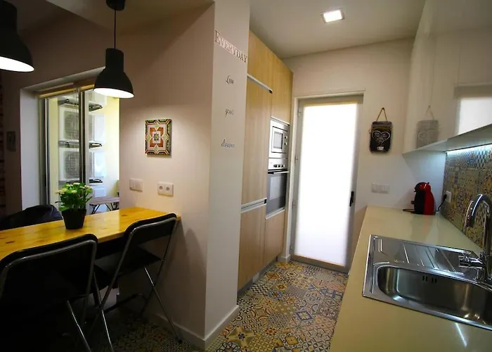 Heart Of The 5 ! Apartman